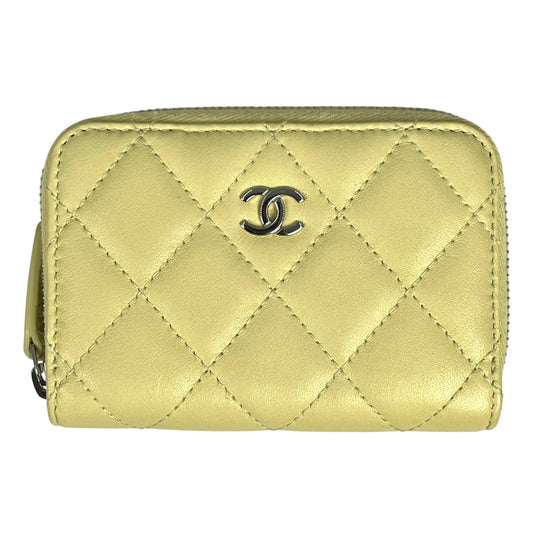 CHANEL Materasse Lambskin Coin Case - Yellow