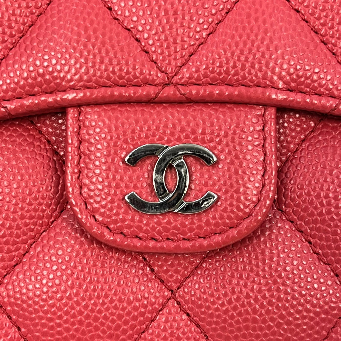 CHANEL Matelasse Caviar Skin Bi-fold wallet