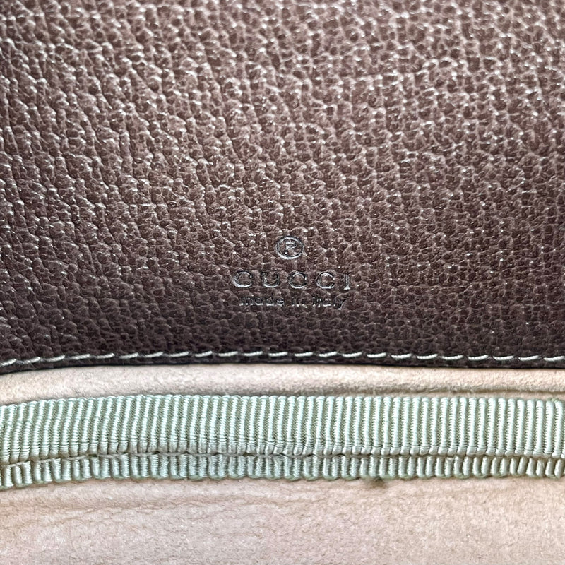 GUCCI GG Supreme Body Bag - Brown