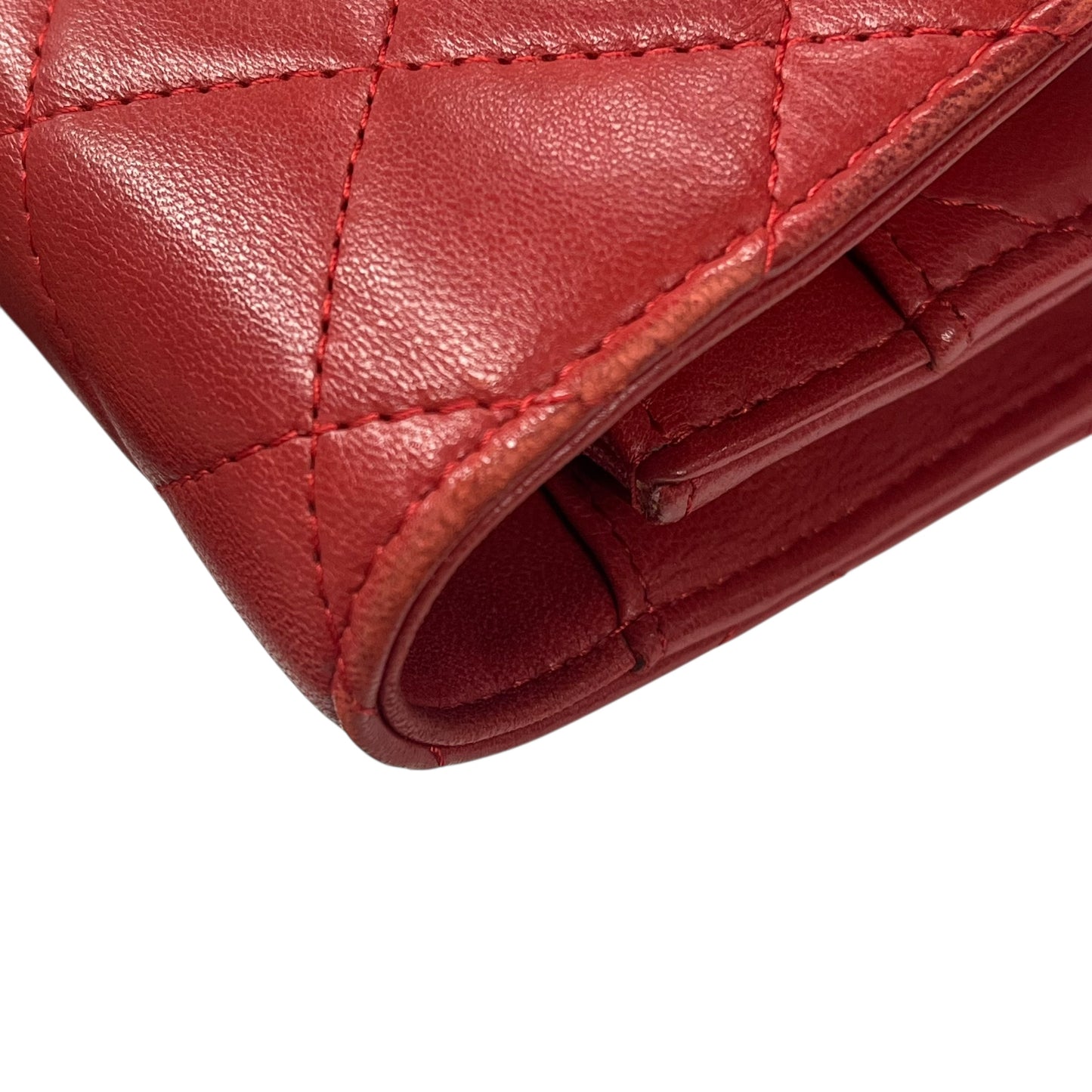 CHANEL Matelasse Chain Wallet Shoulder Bag - Red