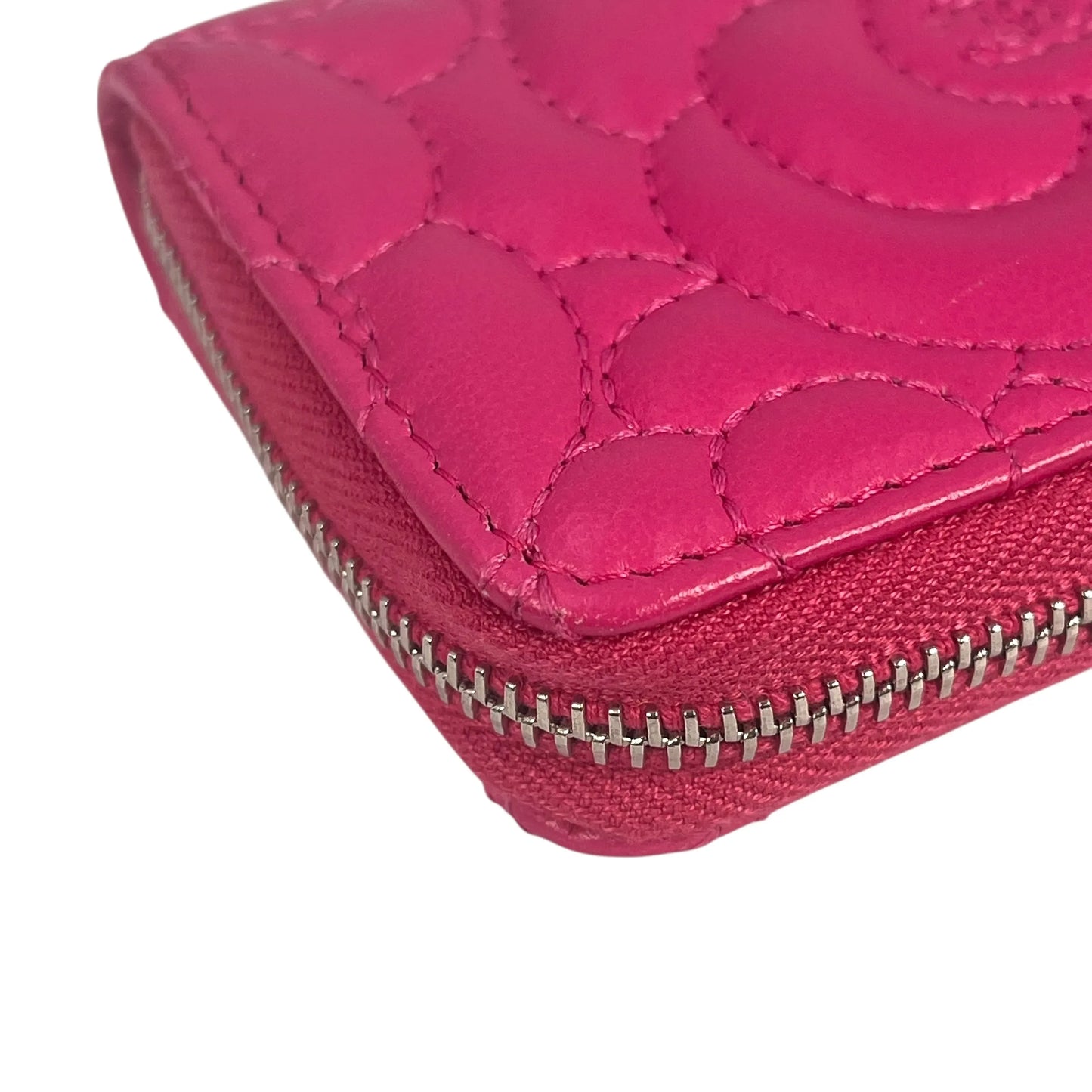 CHANEL Camellia Embossed Coin Case - Pink