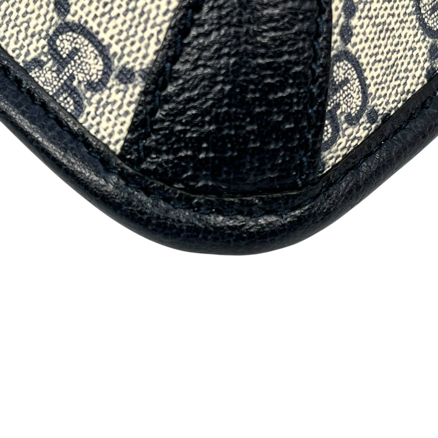 GUCCI GGsupreme Ohidia
