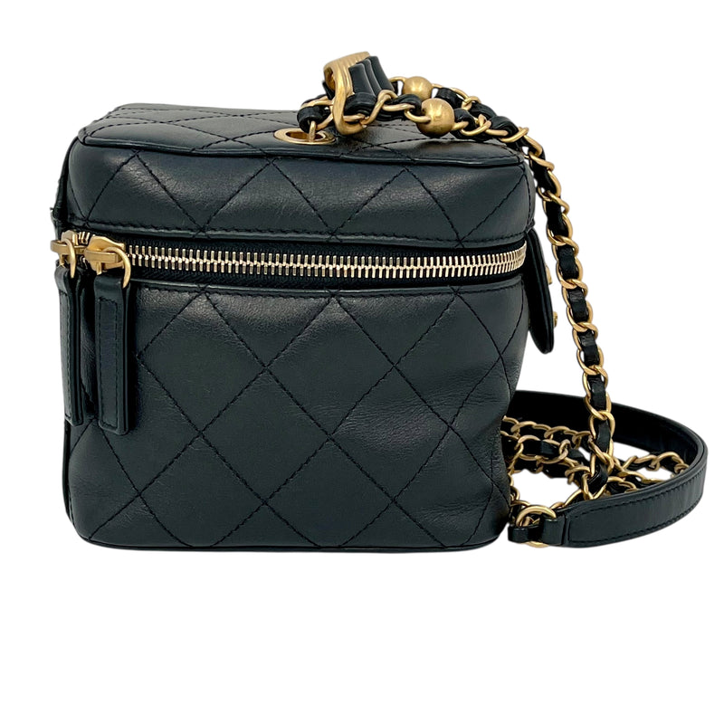 CHANEL Matelasse Small Vanity Chain Shoulder Bag