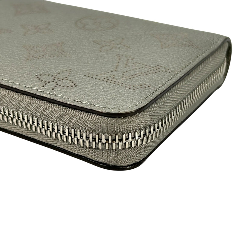 Louis Vuitton Monogram Mahina Long Wallet - Silver