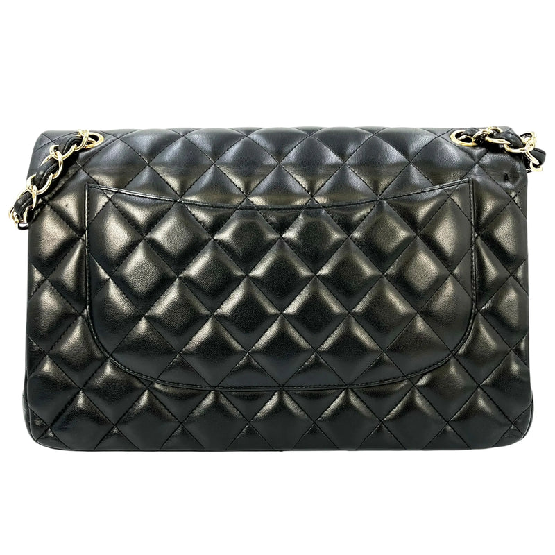 CHANEL Matelasse W-flap Chain Shoulder Bag - Black 