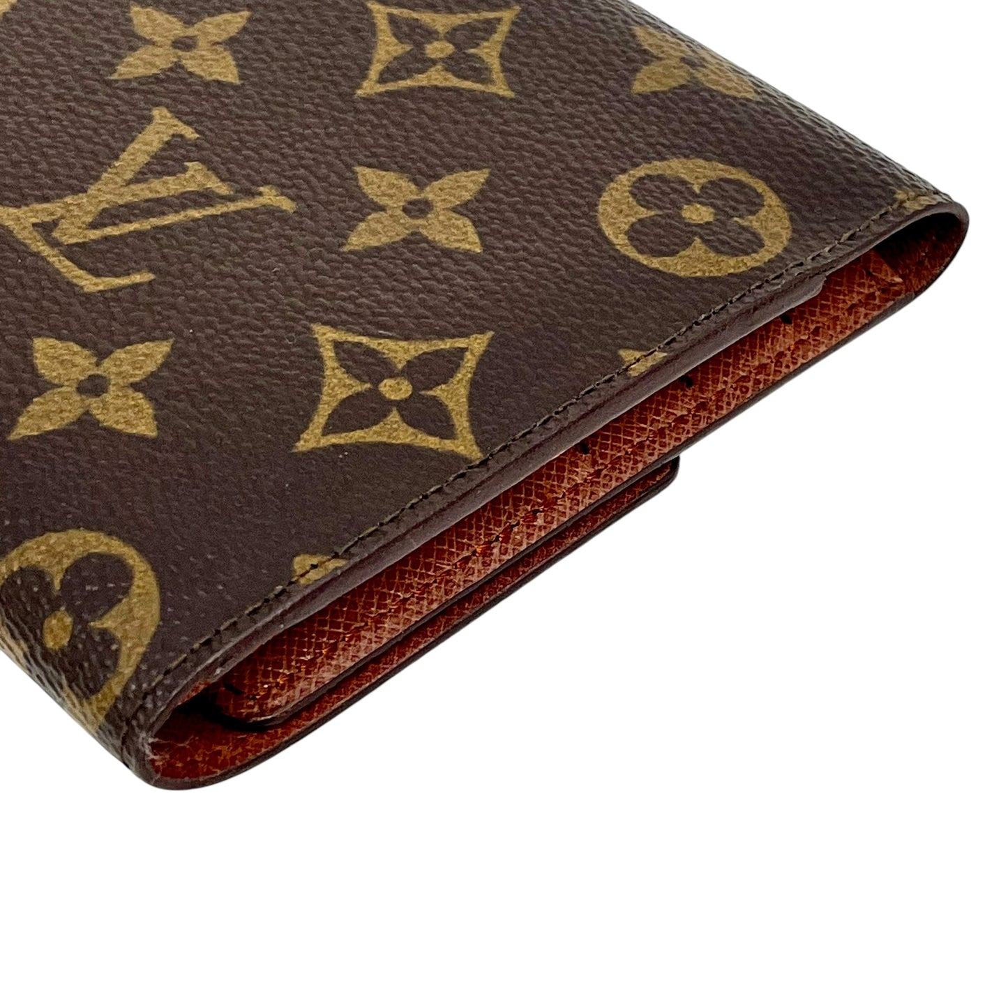 Louis Vuitton Portetrezoll International