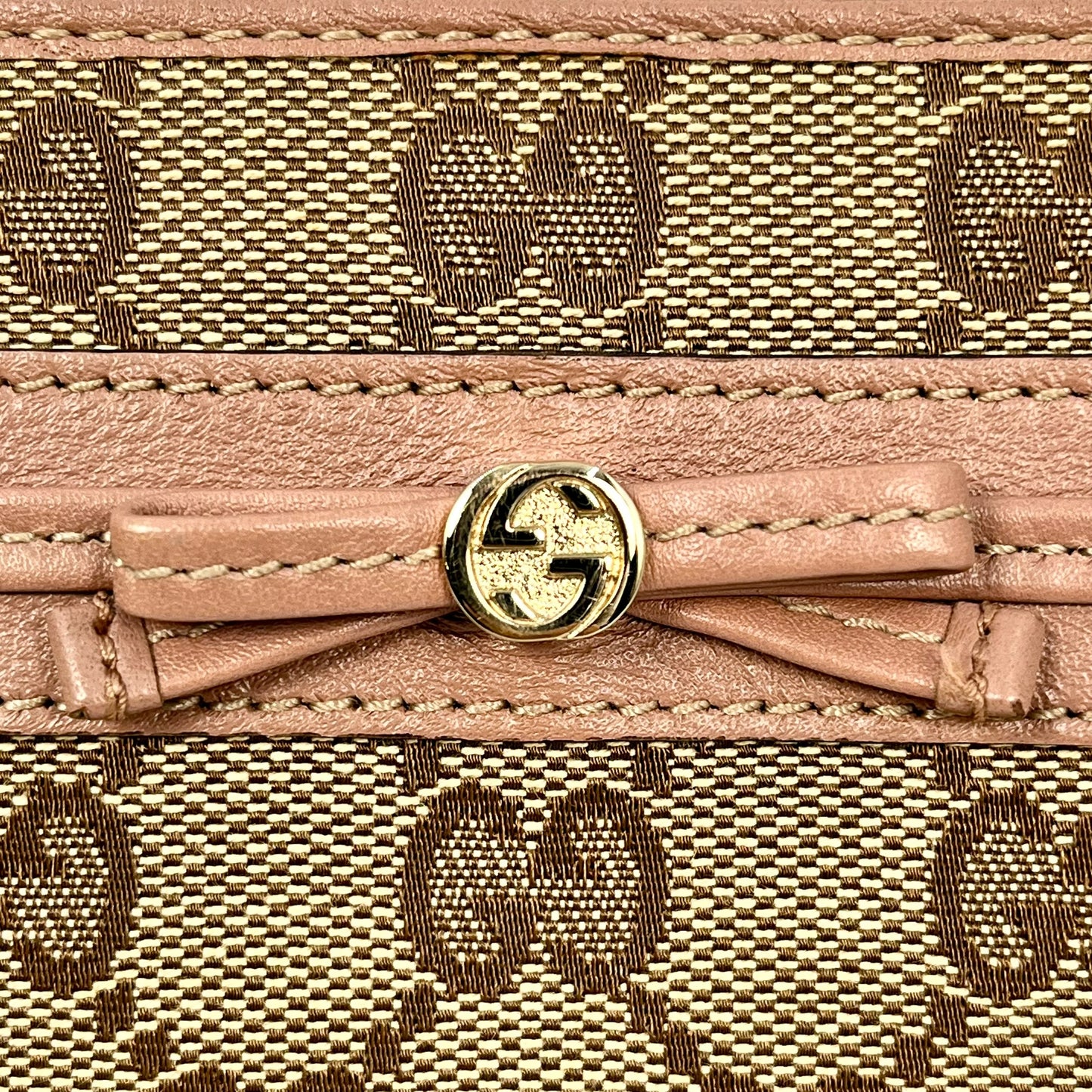 GUCCI GG Canvas Ribbon Round Zip Long Wallet
