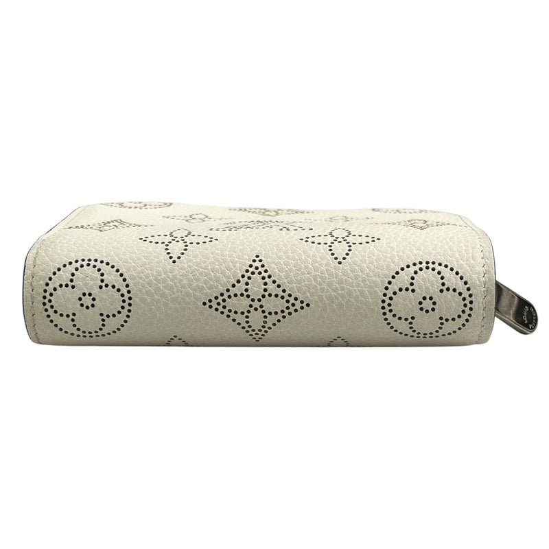 Louis Vuitton Portefeuille Clea Compact Wallet - White