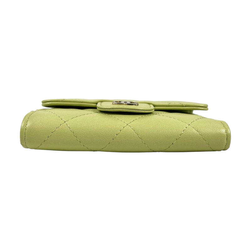 CHANEL Materasse Lambskin Card Case - Lime Yellow