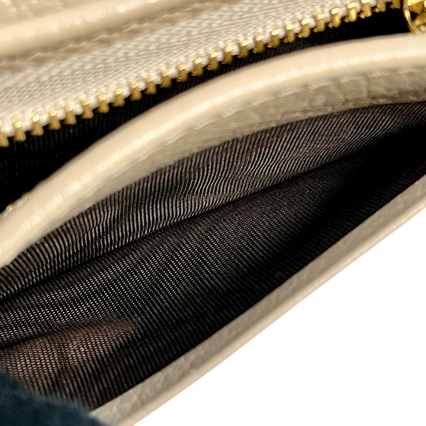 GUCCI GG Marmont Compact wallet