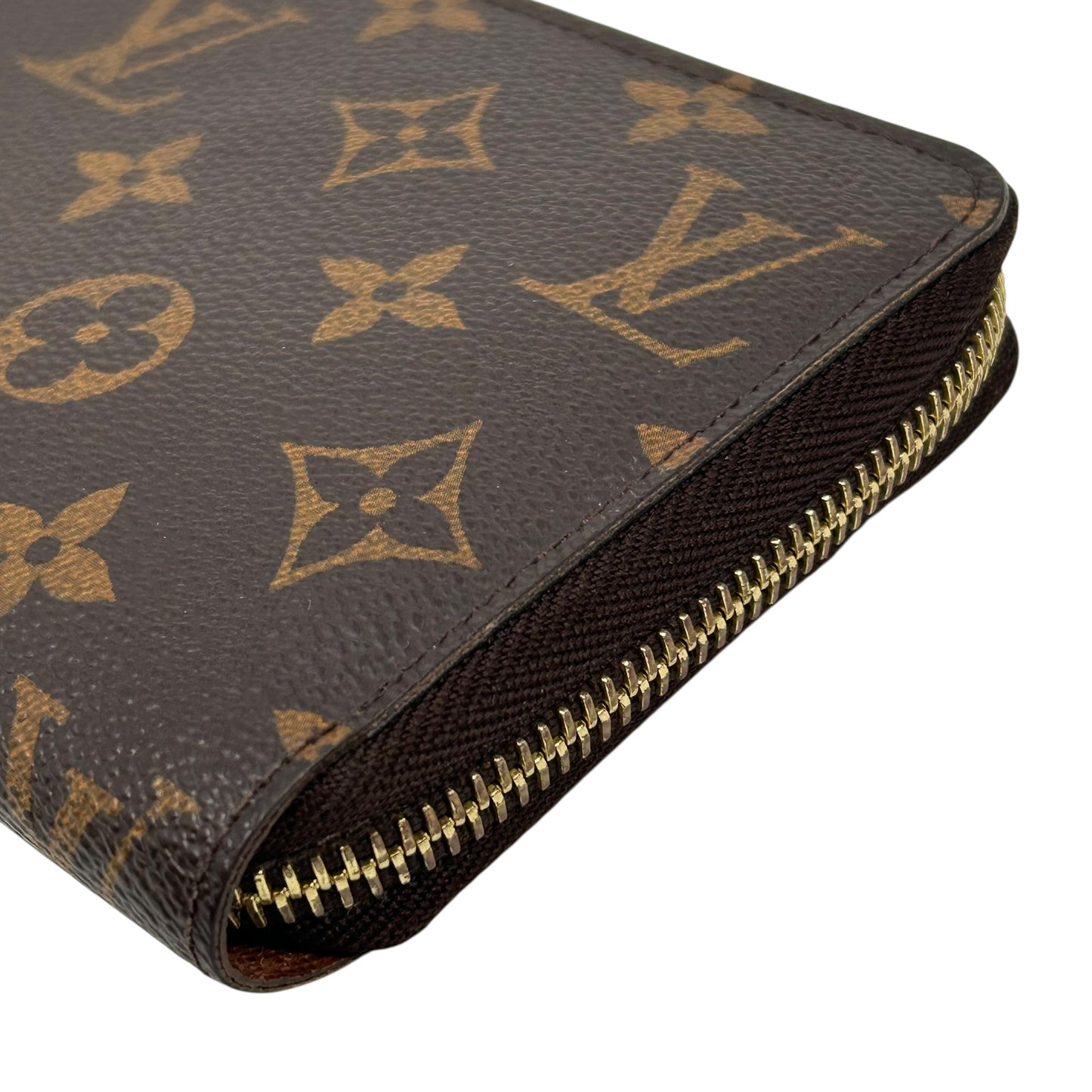 Louis Vuitton Zippy wallet