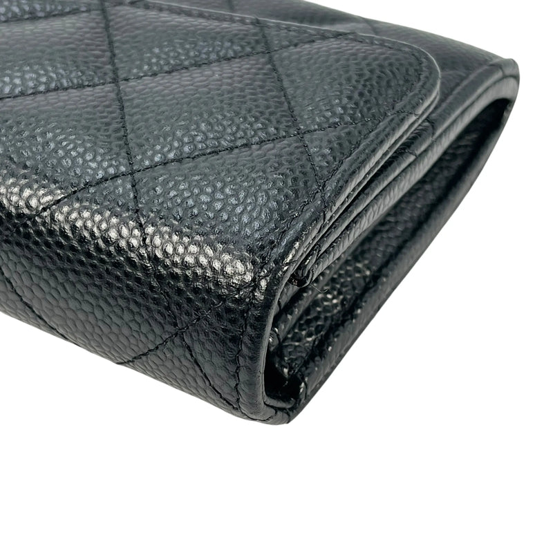 CHANEL Materasse Classic Caviarskin - Black