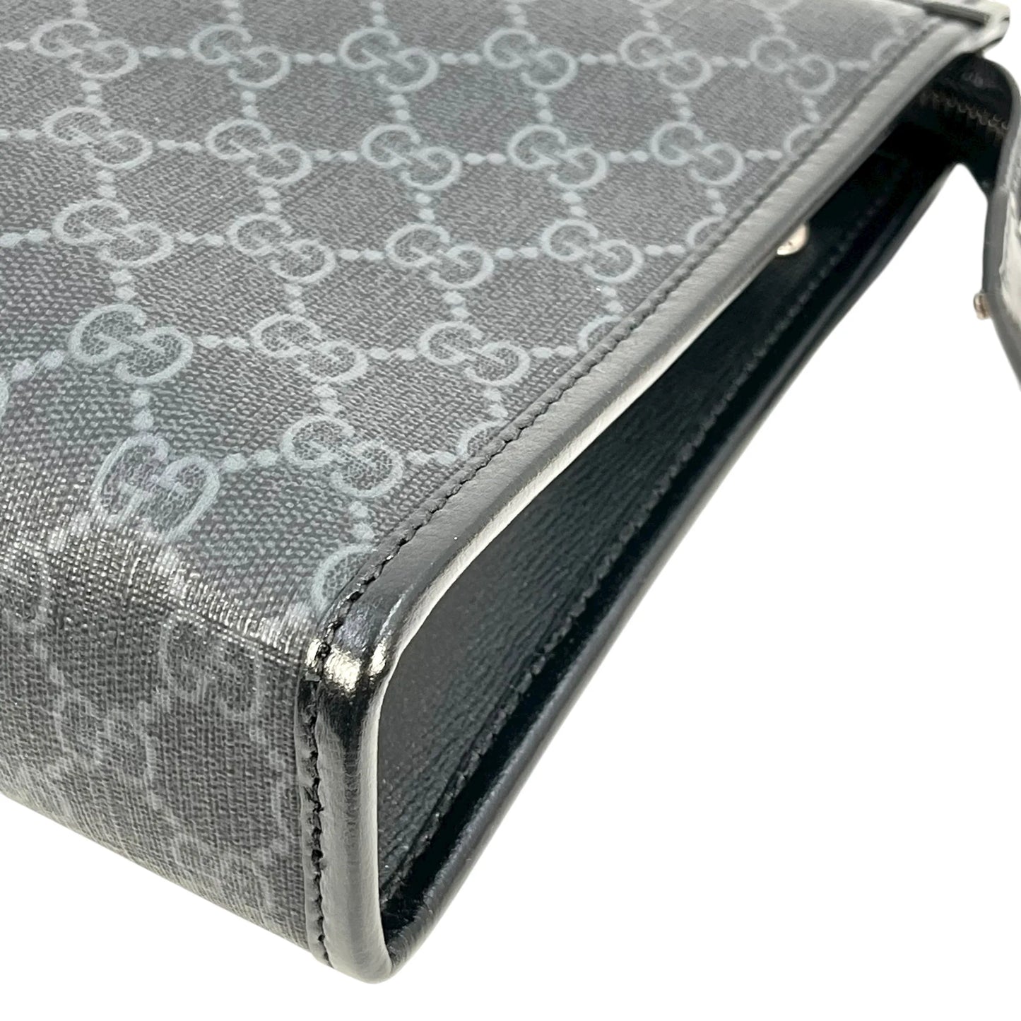 GUCCI GG Supreme Canvas Interlocking G Clutch Bag - Black 