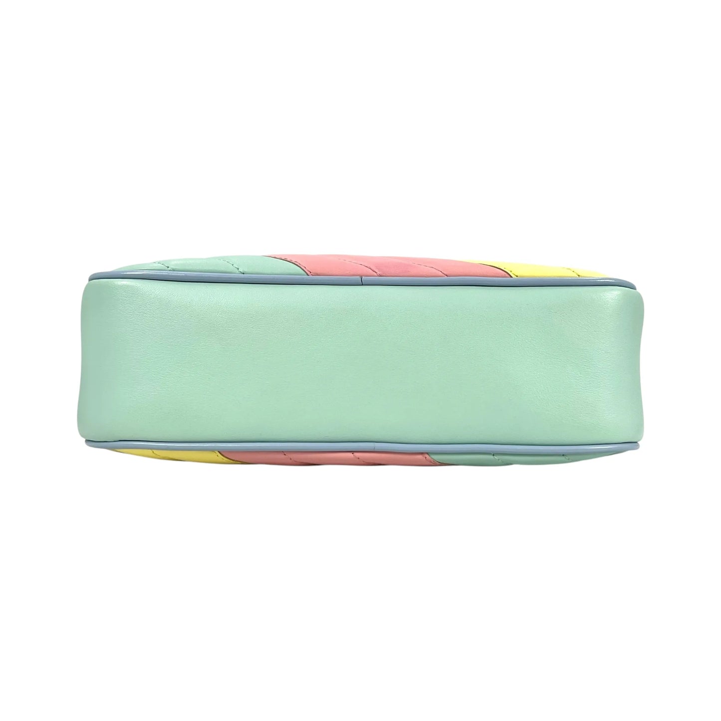 GUCCI GGマーモント キルティング レザー チェーンショルダーバッグ - マルチカラー