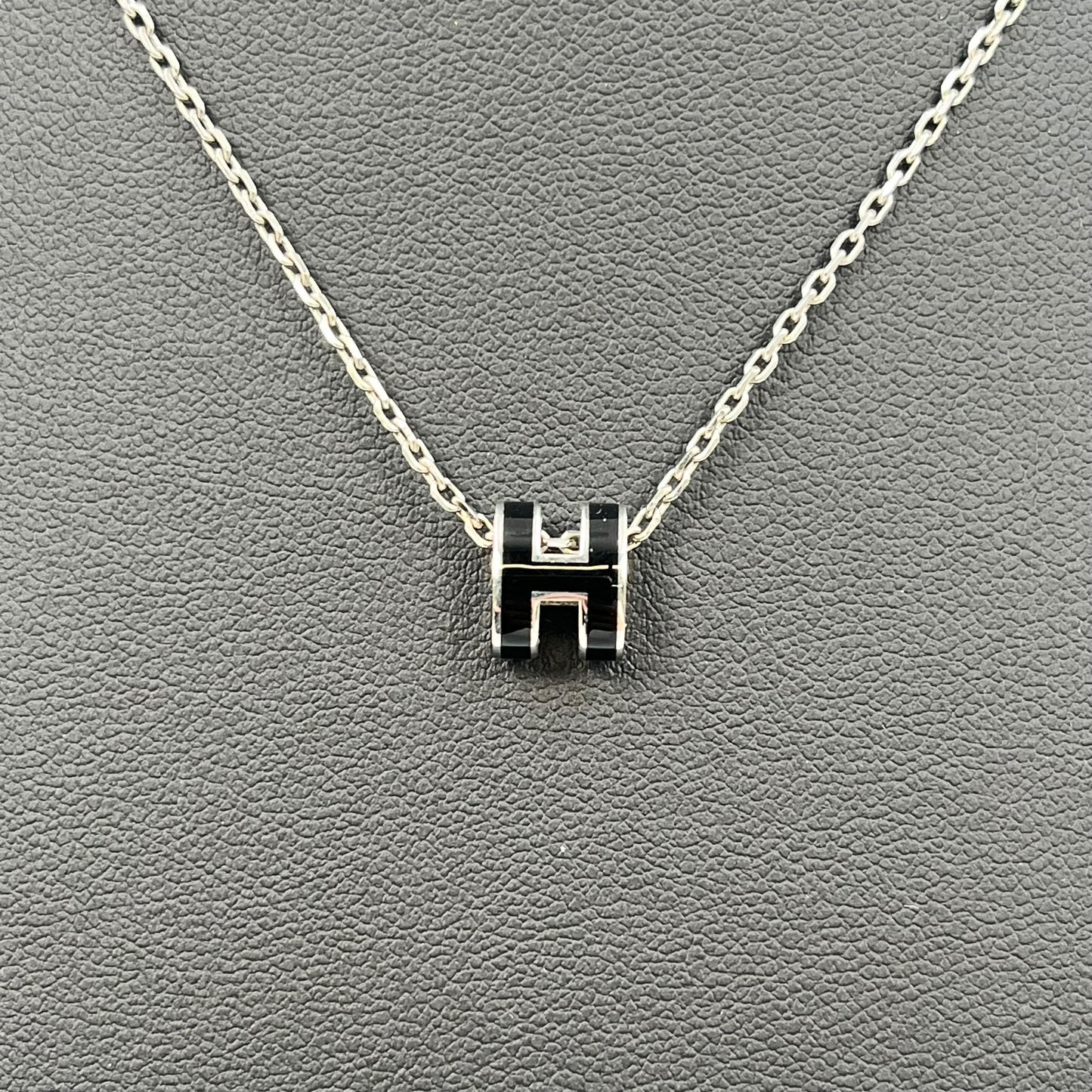 Hermès Mini Pop Ash Necklace  Black