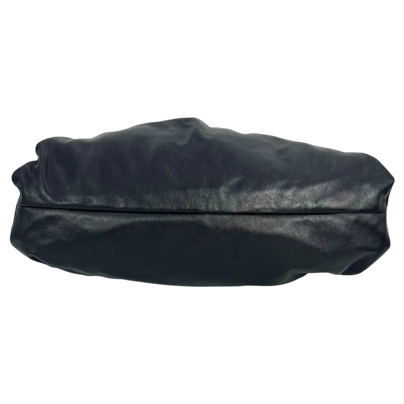 Bottega Veneta The Shoulder Pouch Hand Bag - Black