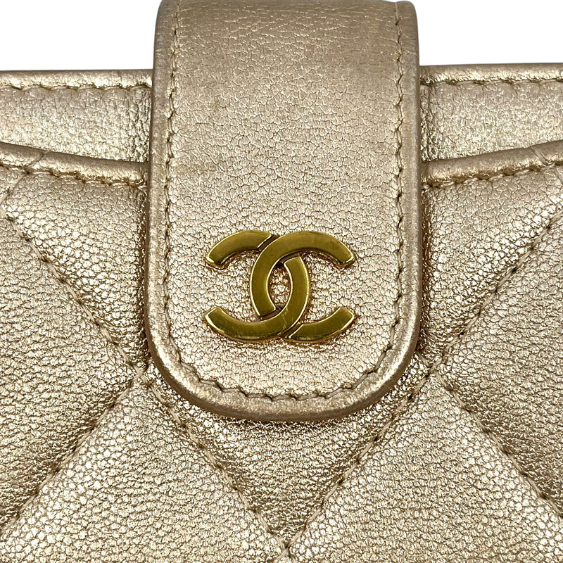CHANEL Matelasse Caviar Skin Metallic Bi-Fold Compact Wallet