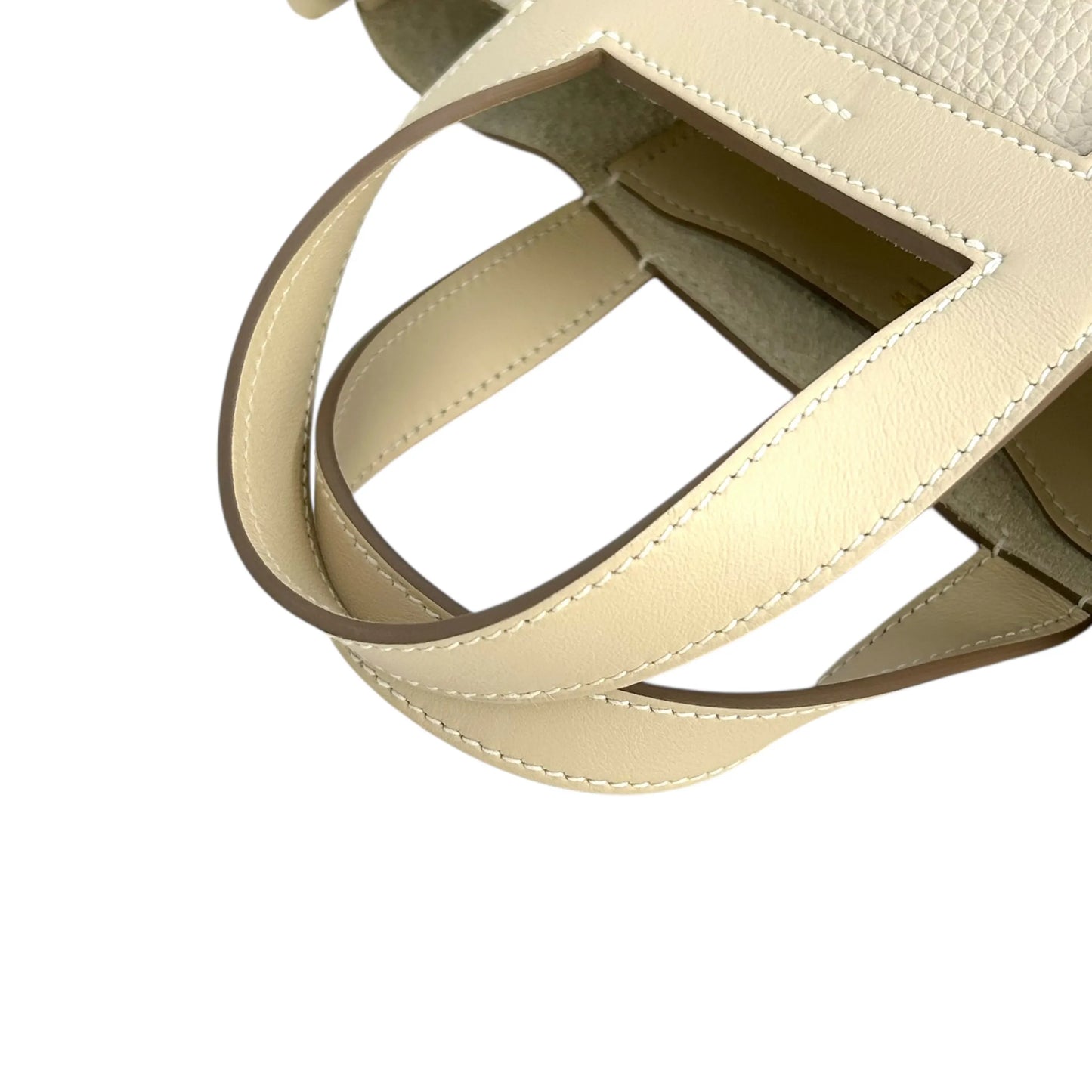 HERMES In the Loop 18 Leather K Stamp (Made in 2025) Handbag - White 