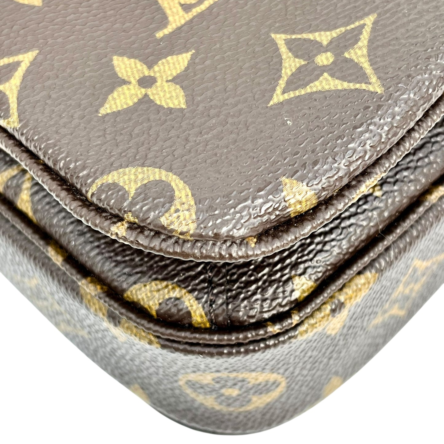 Louis Vuitton Pochette MetisMM