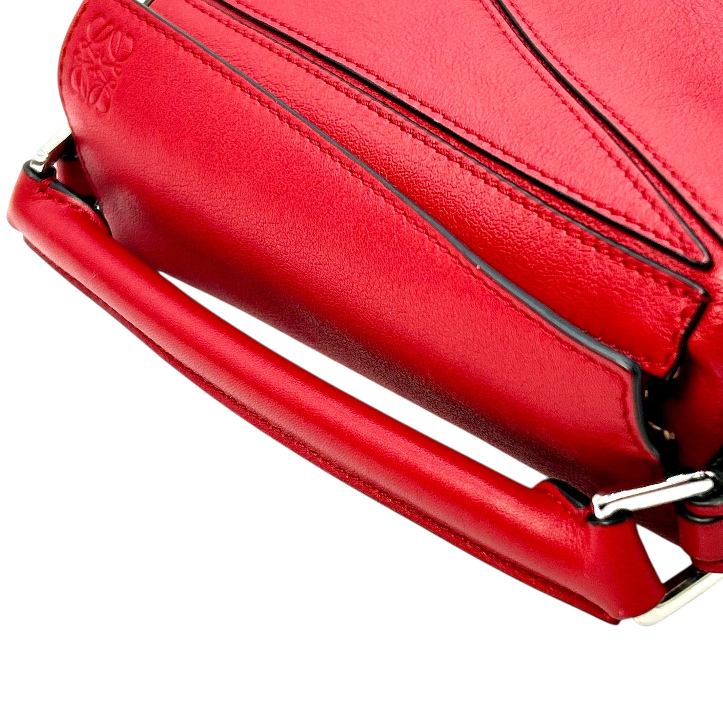 LOEWE Puzzle Mini Bag Red Hand Bag - Red