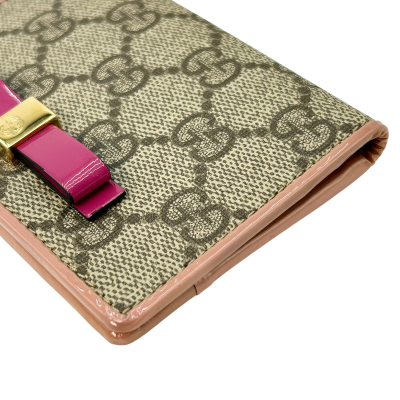 GUCCI GG Supreme Ribbon Card Case