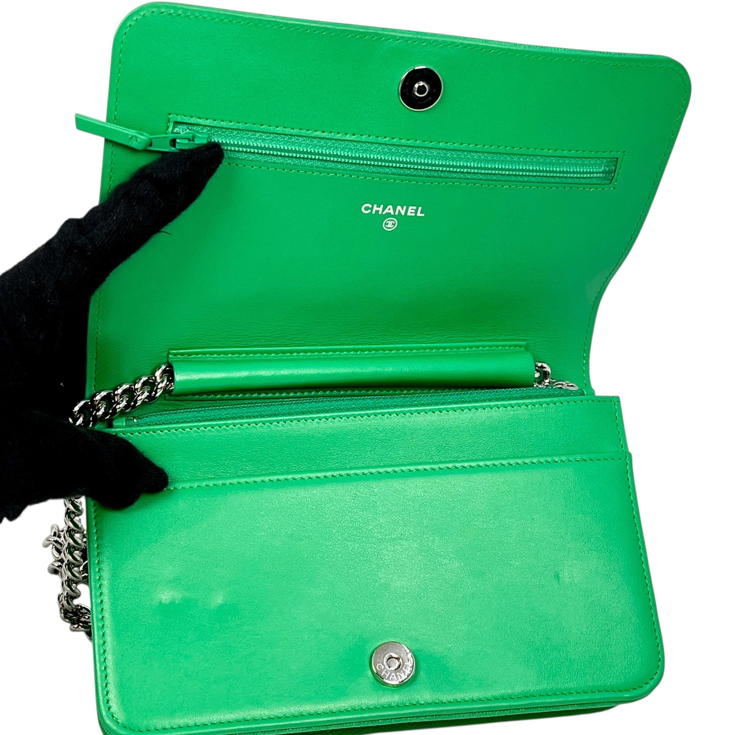 CHANEL Boy Chanel Chain Wallet