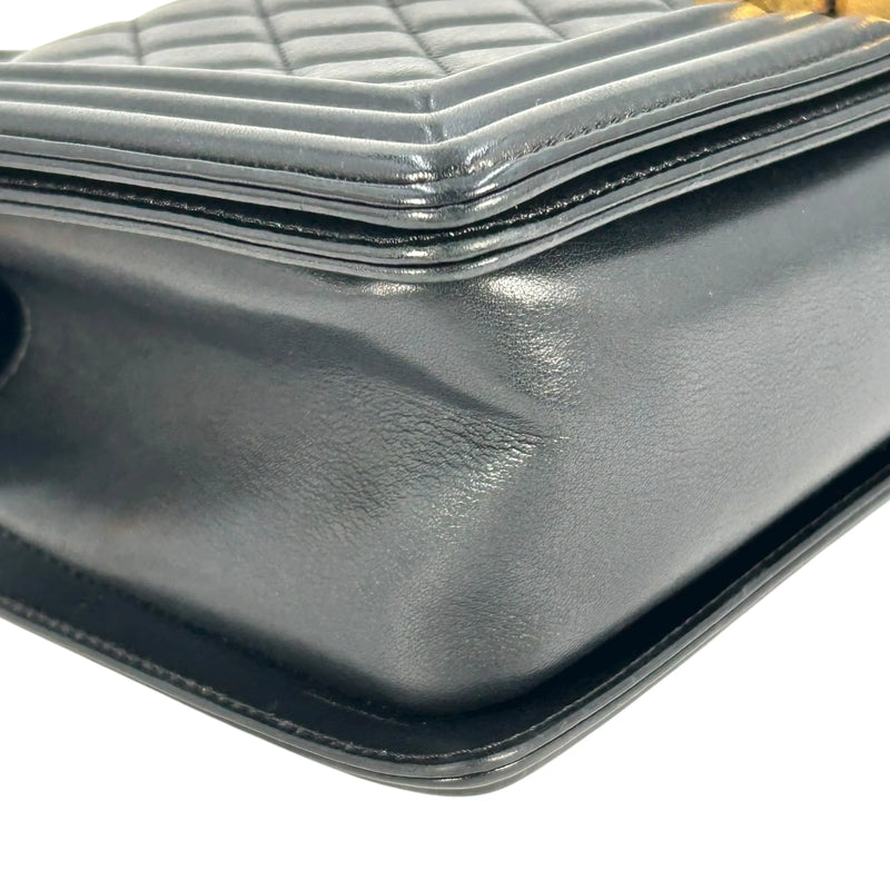 CHANEL Boy Chanel Hand Bag Shoulder Bag - Black