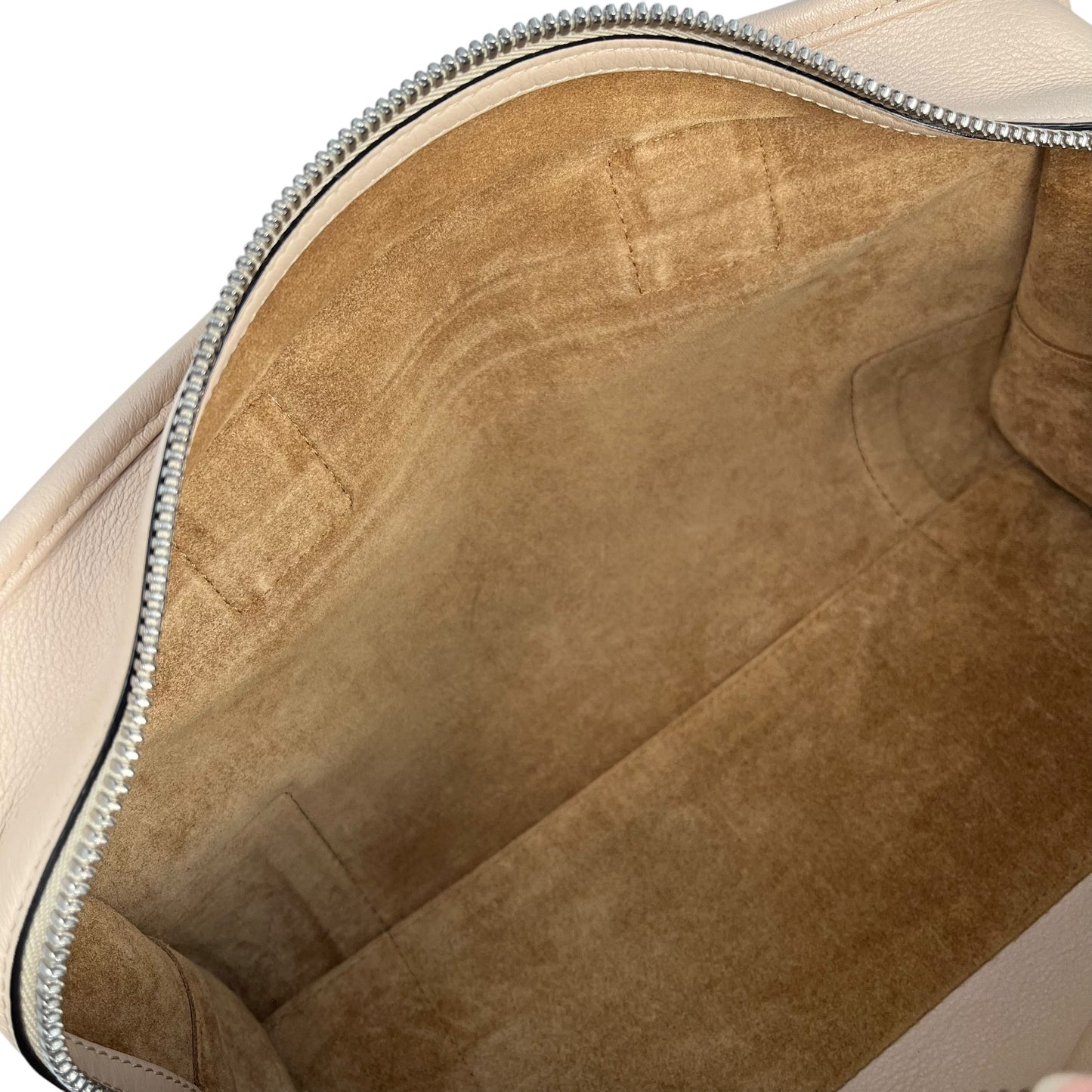 LOEWE Amazona 28 Shoulder Bag Beige