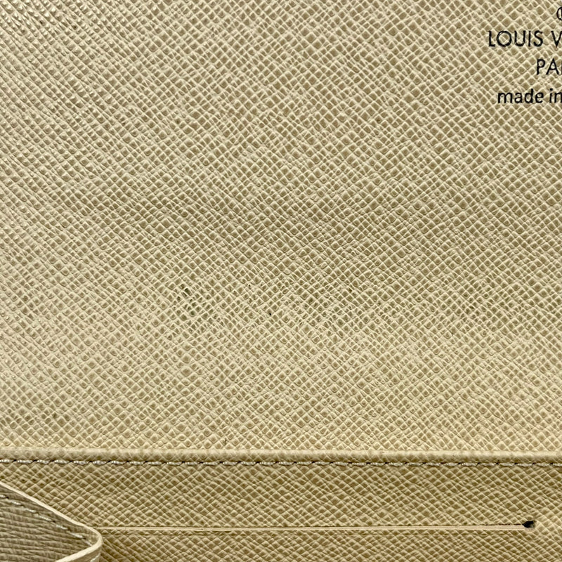 Louis Vuitton Damier Portefeille Sarah Long Wallet - White