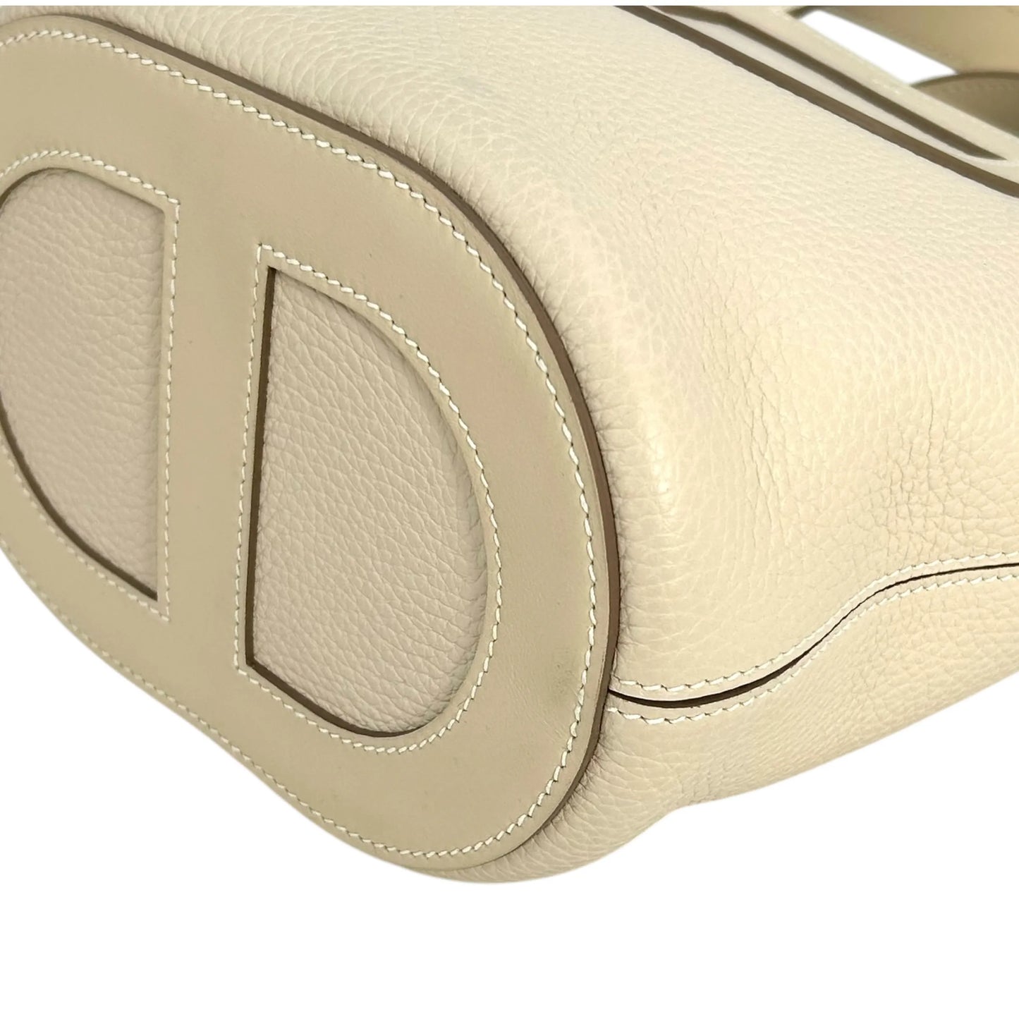 HERMES In the Loop 18 Leather K Stamp (Made in 2025) Handbag - White 