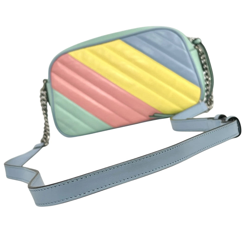 GUCCI GGマーモント キルティング レザー チェーンショルダーバッグ - マルチカラー