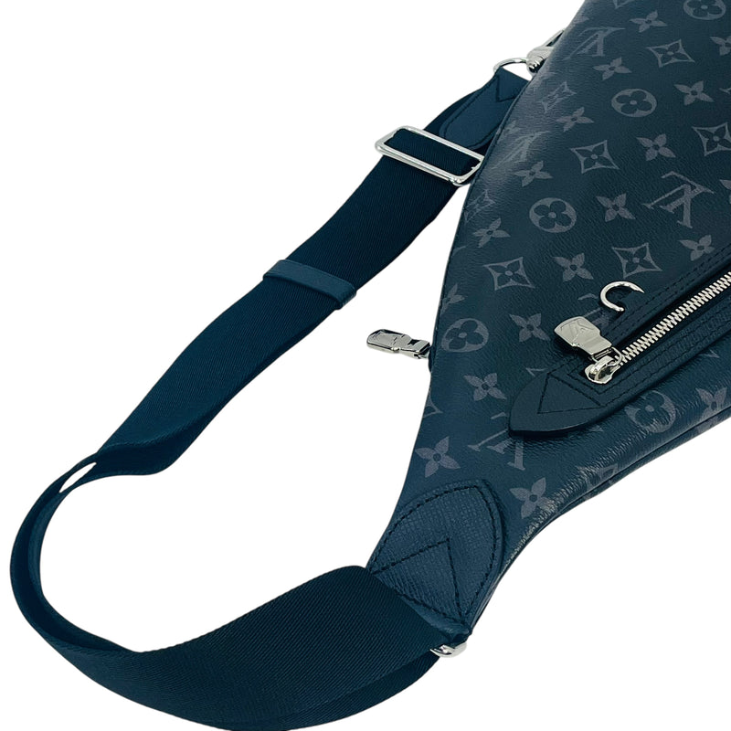 Louis Vuitton Monograｍ Duo Sling Body Bag - Black
