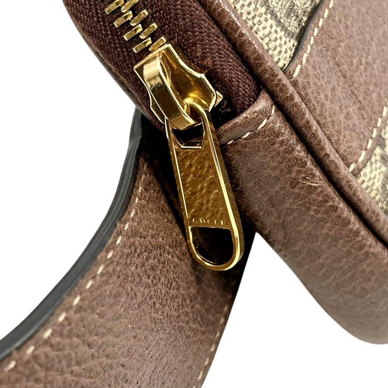 GUCCI GG Supreme Body Bag - Brown