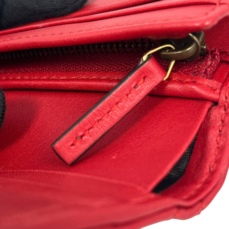 GUCCI GG Marmont Compact Wallet - Red