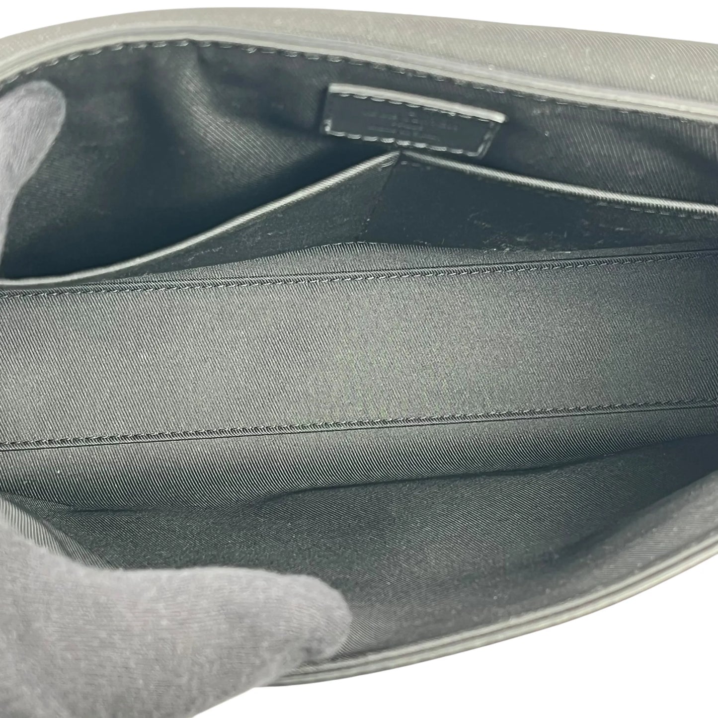 Louis Vuitton テイクオフ メッセンジャー PM カーフレザー ショルダーバッグ - ブラック