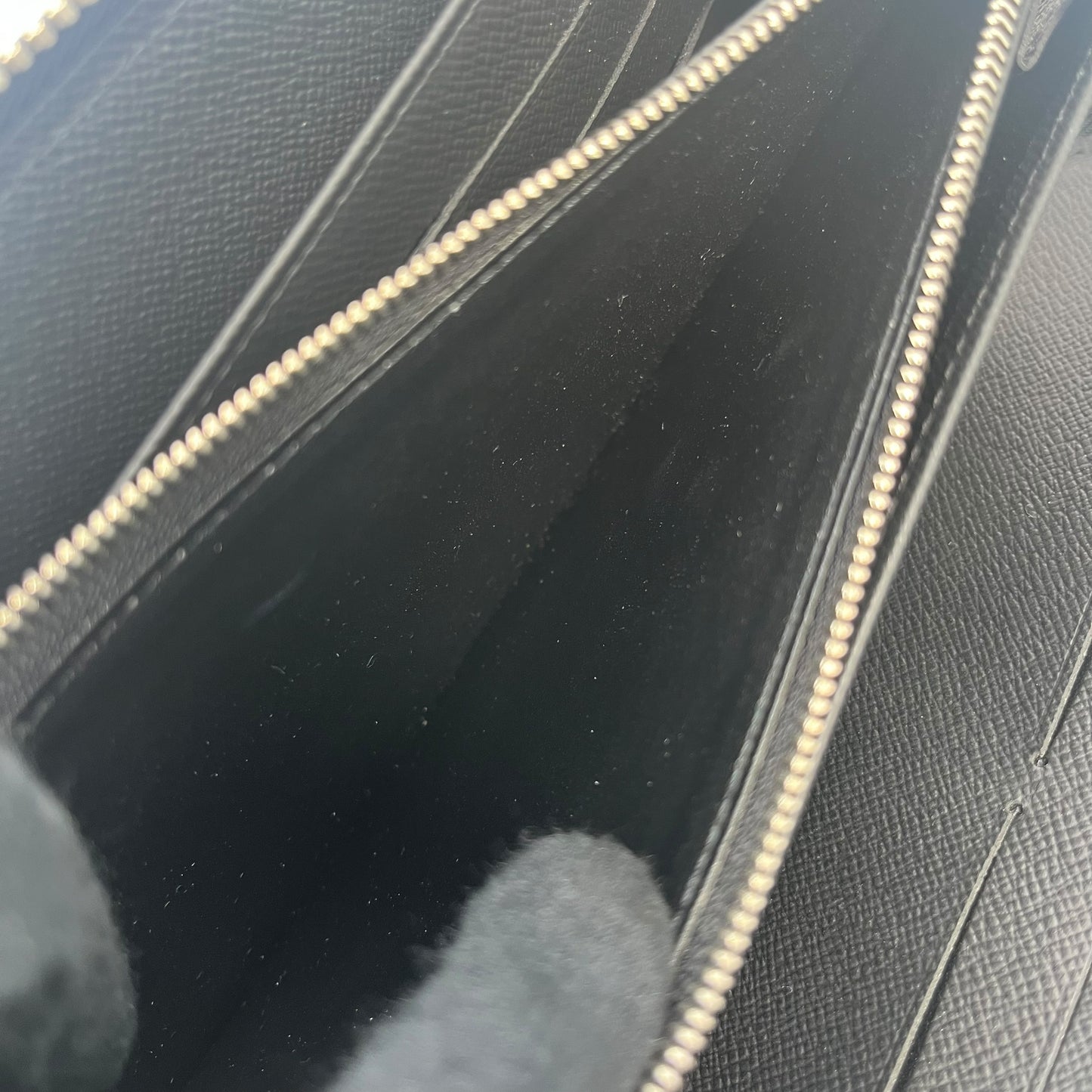 Louis Vuitton Zippy Organiser Black