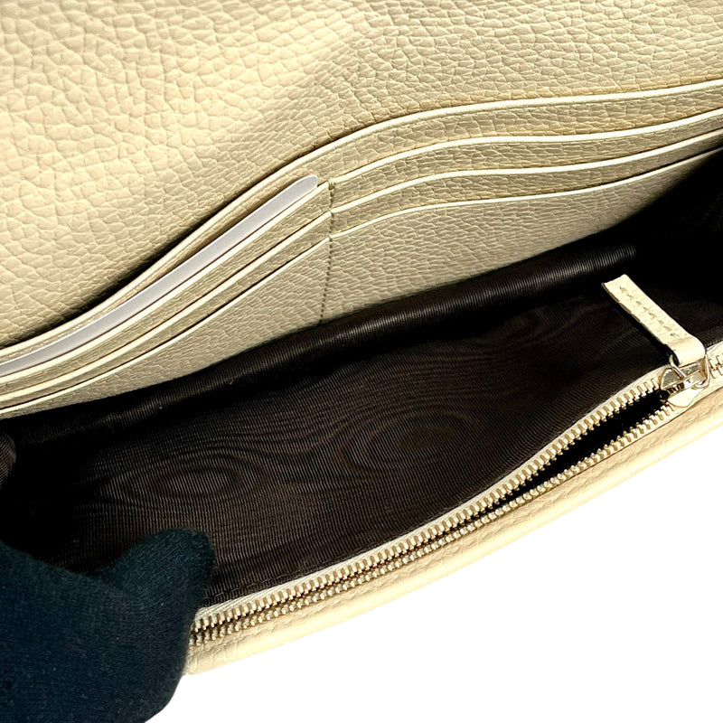 GUCCI Soho Chain Wallet - Cream