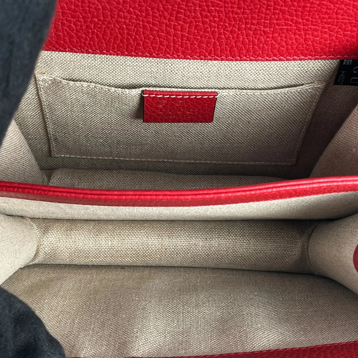 GUCCI Interloking G Shoulder Bag - Red