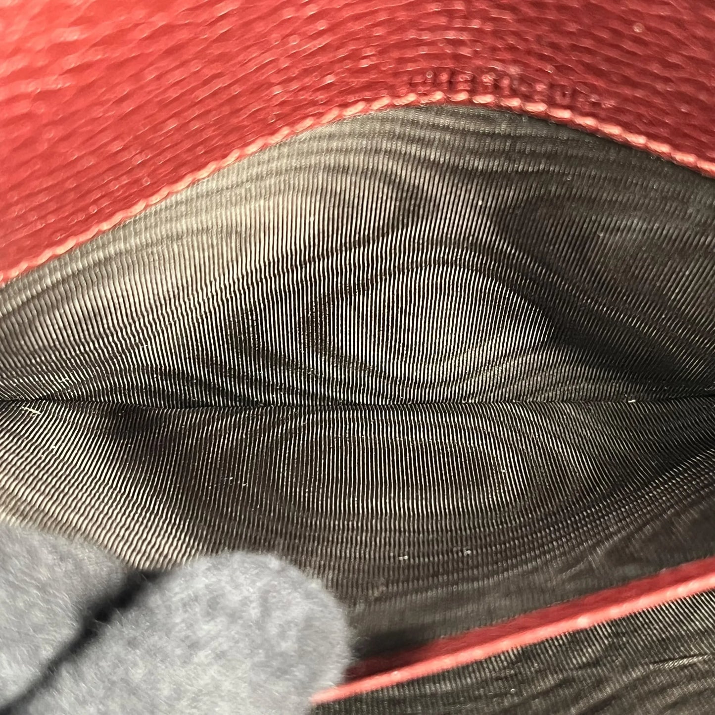 GUCCI Dionysus GG Supreme Chain Wallet - Red