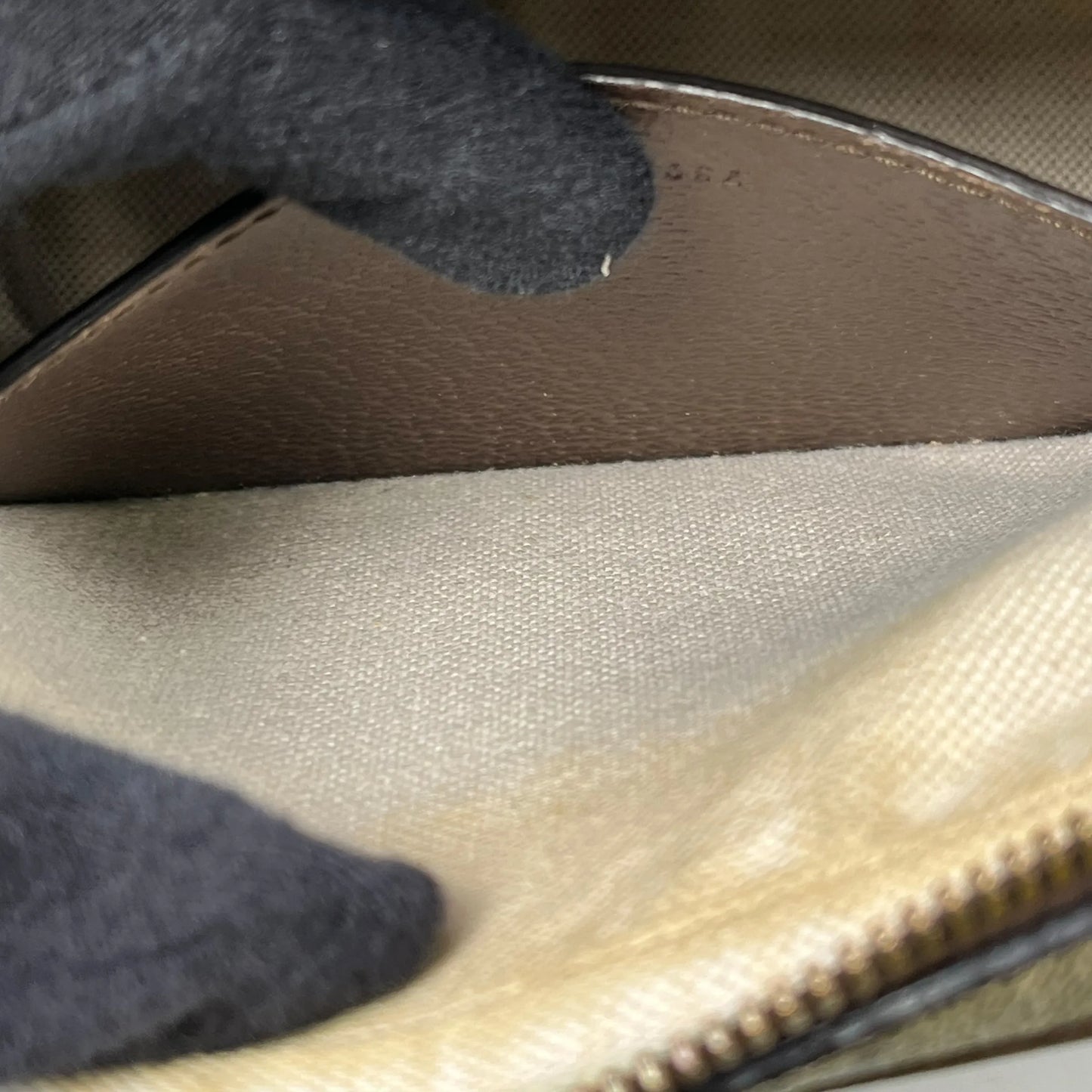 GUCCI オフディア スモール GGスプリーム キャンバス ショルダーバッグ - ブラウン