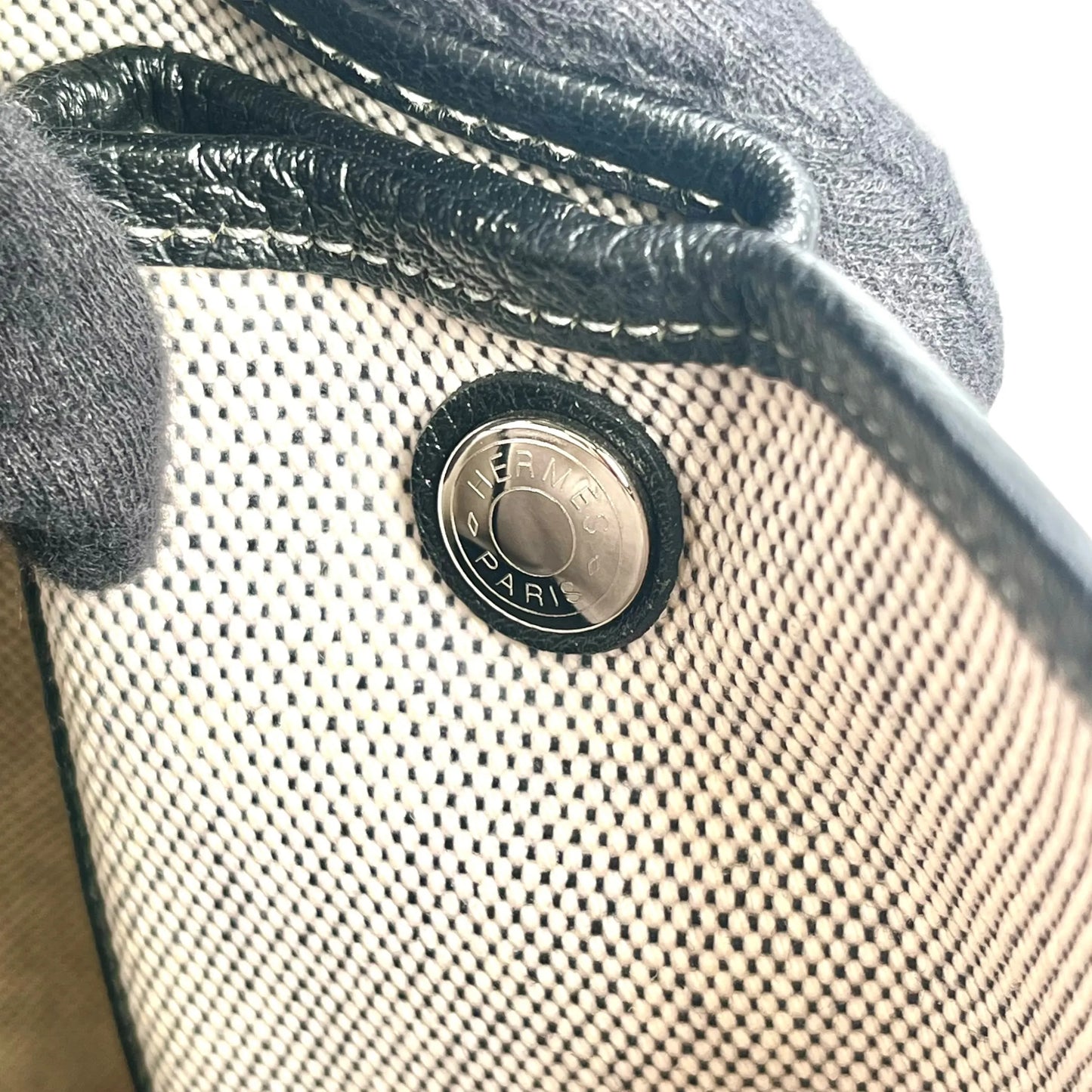 Hermès Garden Party PM ▢J Stamp (2006) Handbag/Tote Bag - Black/Noir 