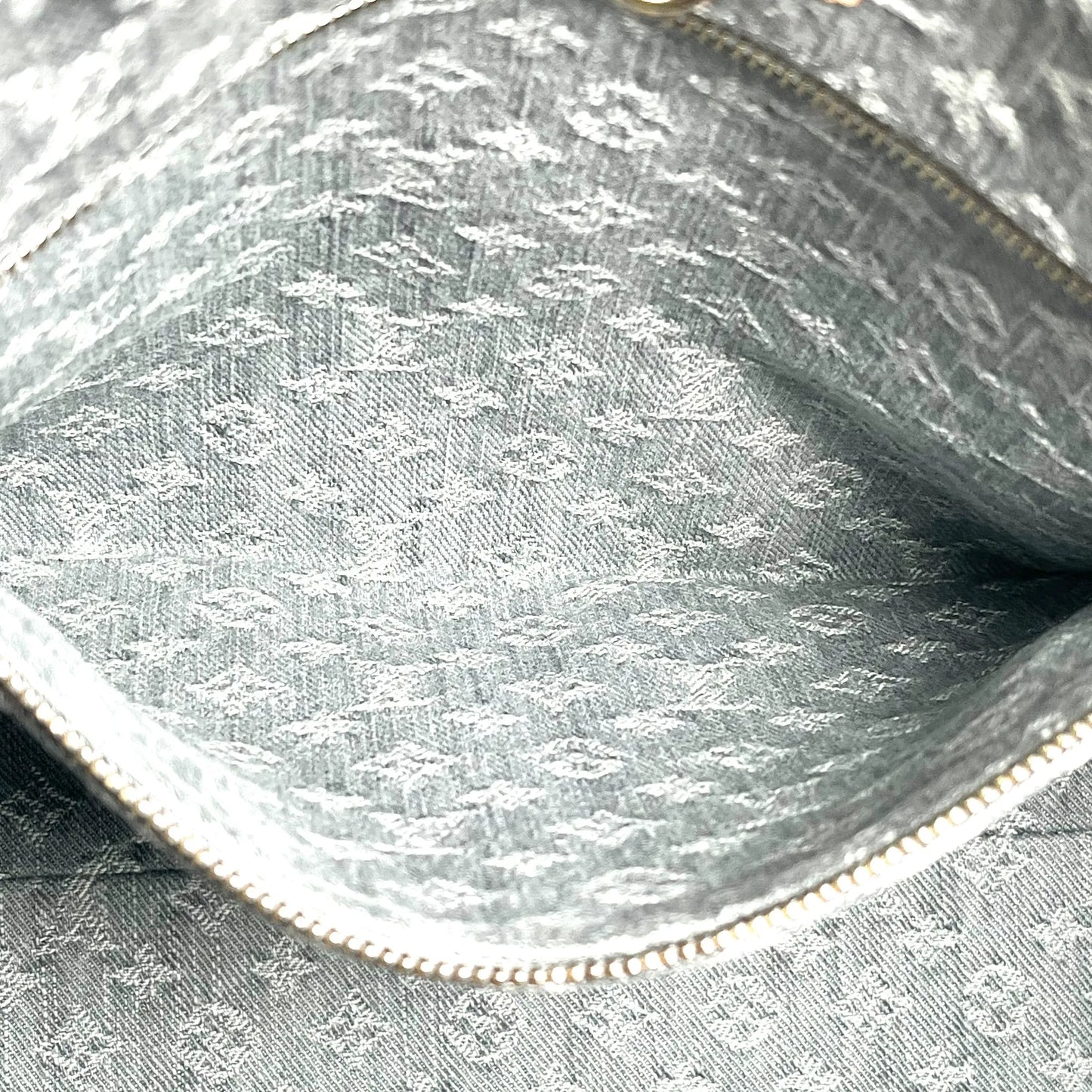 Louis Vuitton Monogram Denim MM Tote Bag - Blue Gray - 33685