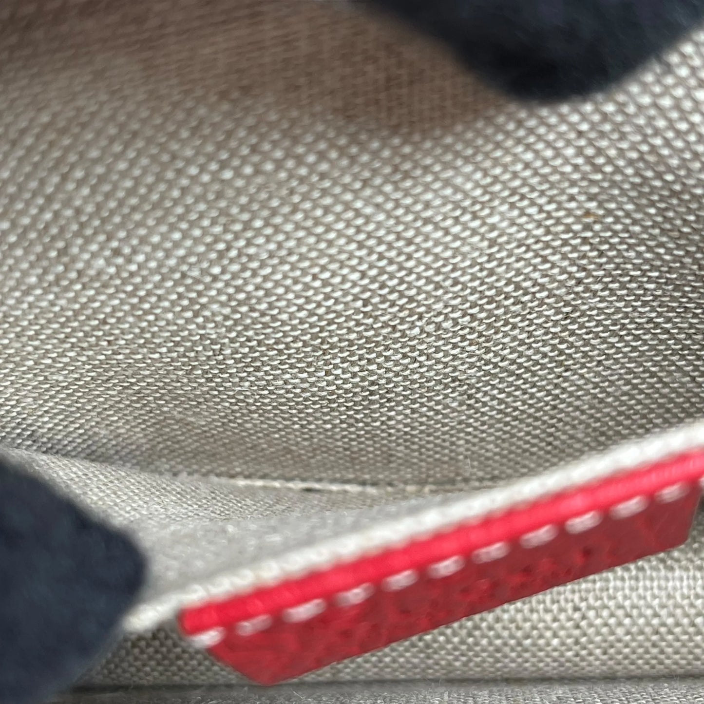 GUCCI Interloking G Shoulder Bag - Red