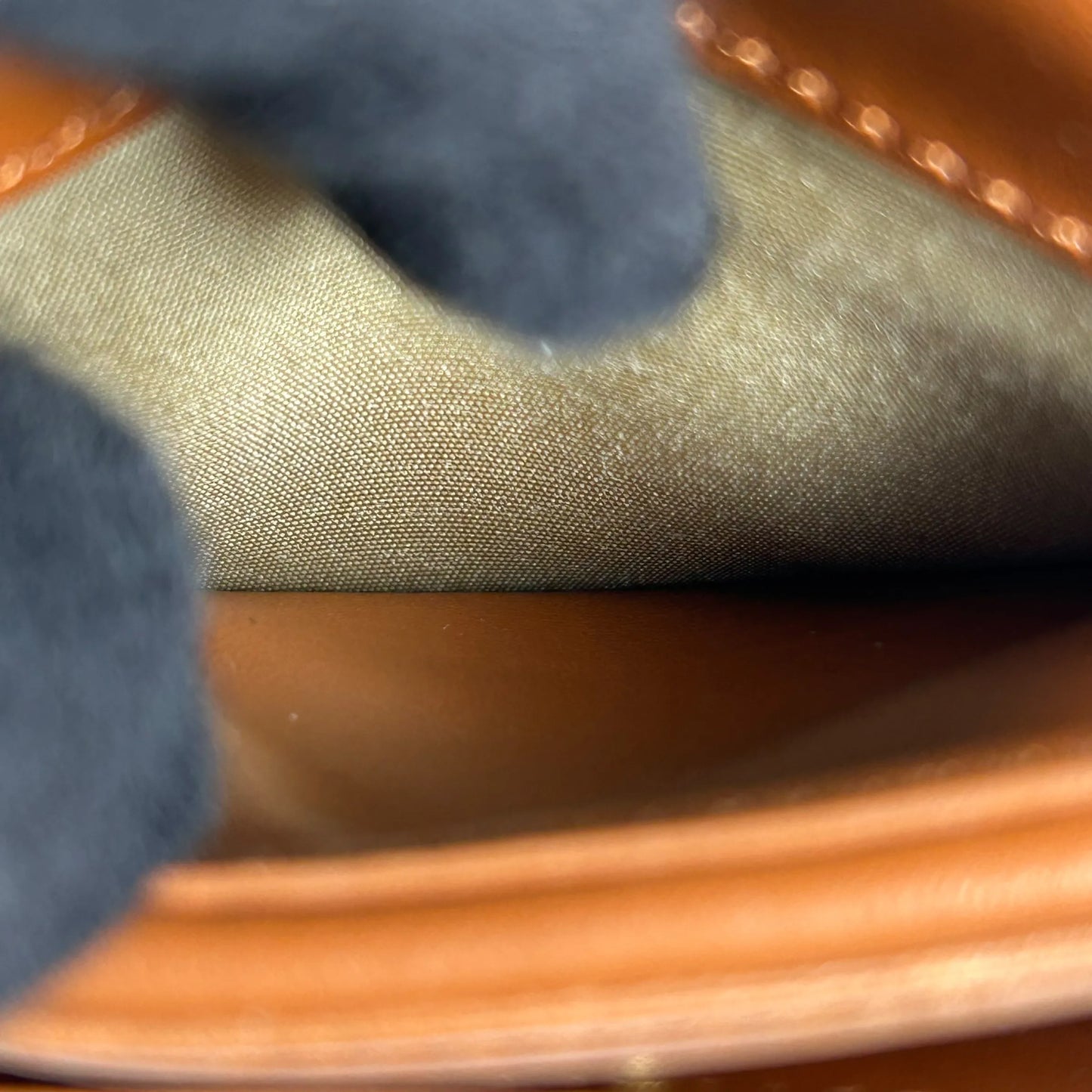 CELINE Triomphe Calfskin Small Compact Wallet - Brown 