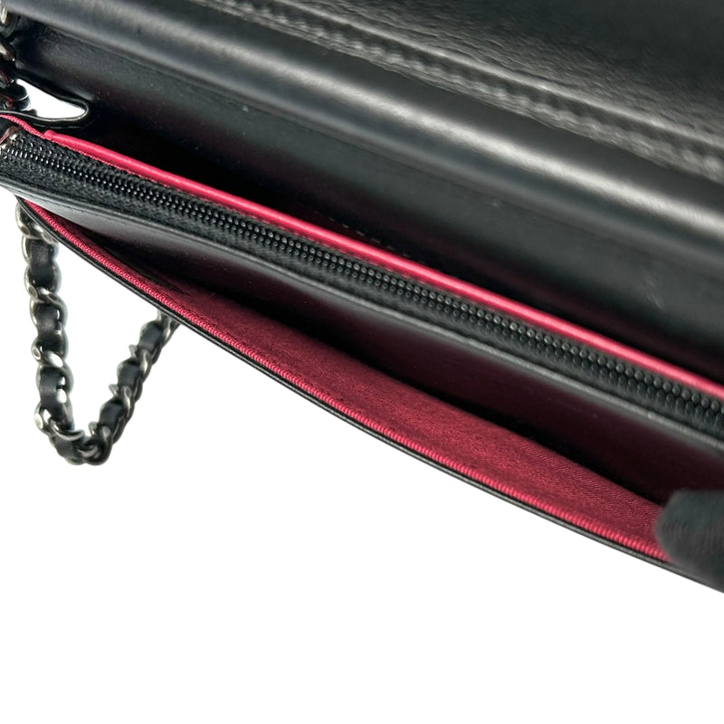 CHANEL Gabrielle Chain Wallet (WOC) - Beige × Black