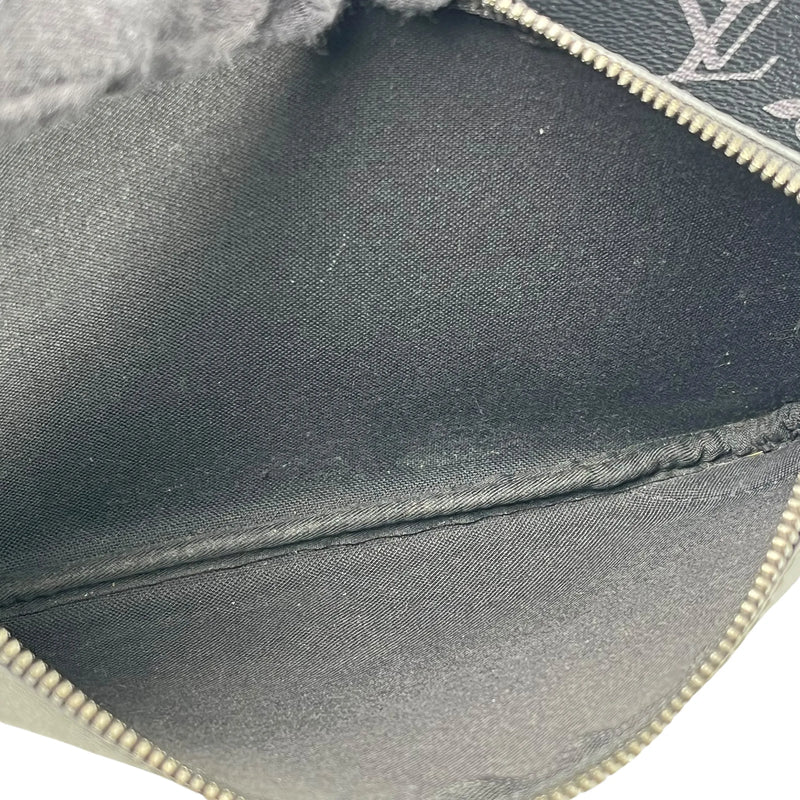 Louis Vuitton Trio Messenger Monogram Eclipse Shoulder Bag - Black