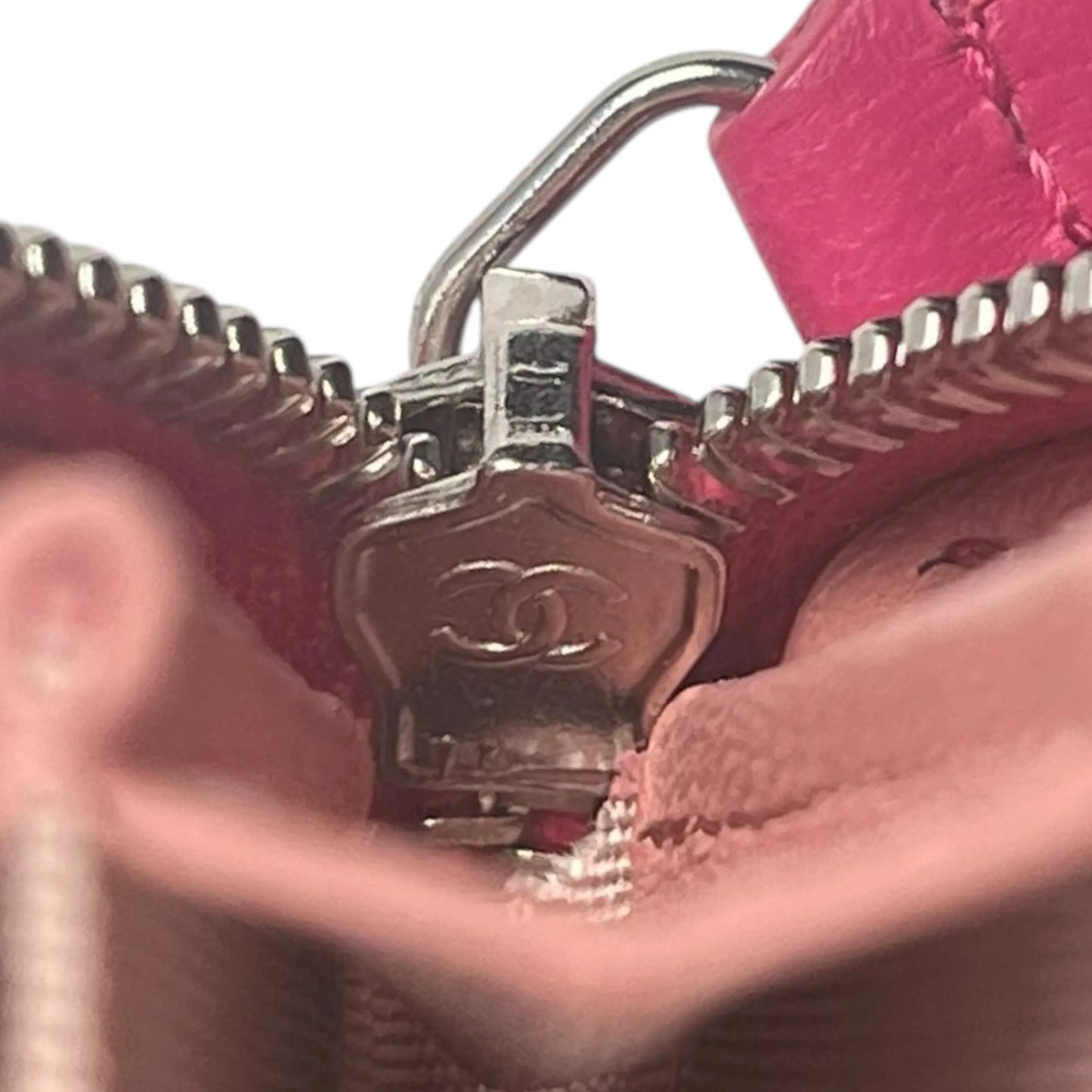 CHANEL Camellia Embossed Coin Case - Pink
