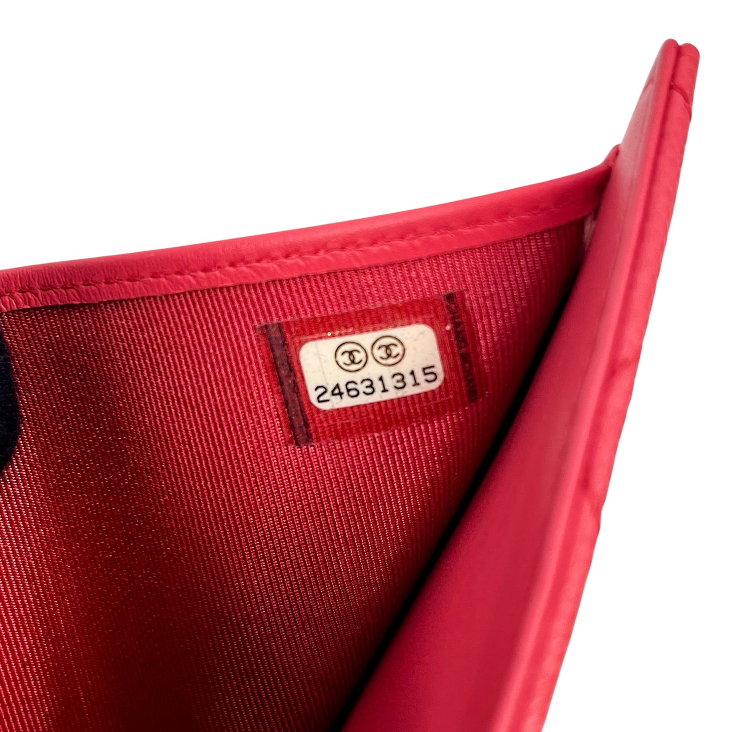 CHANEL Matelasse Caviar Skin Bi-fold wallet