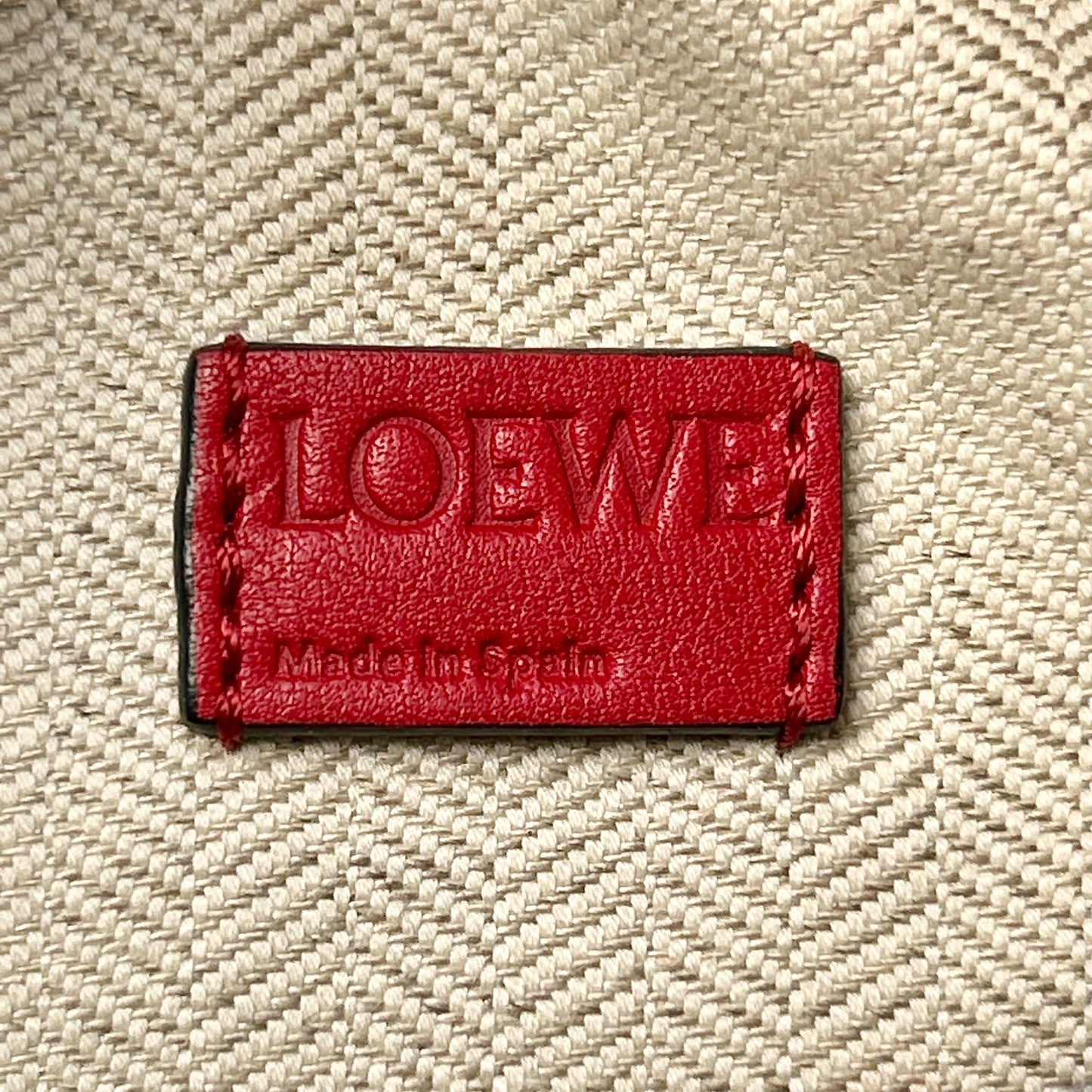 LOEWE Puzzle Mini Bag Red Hand Bag - Red