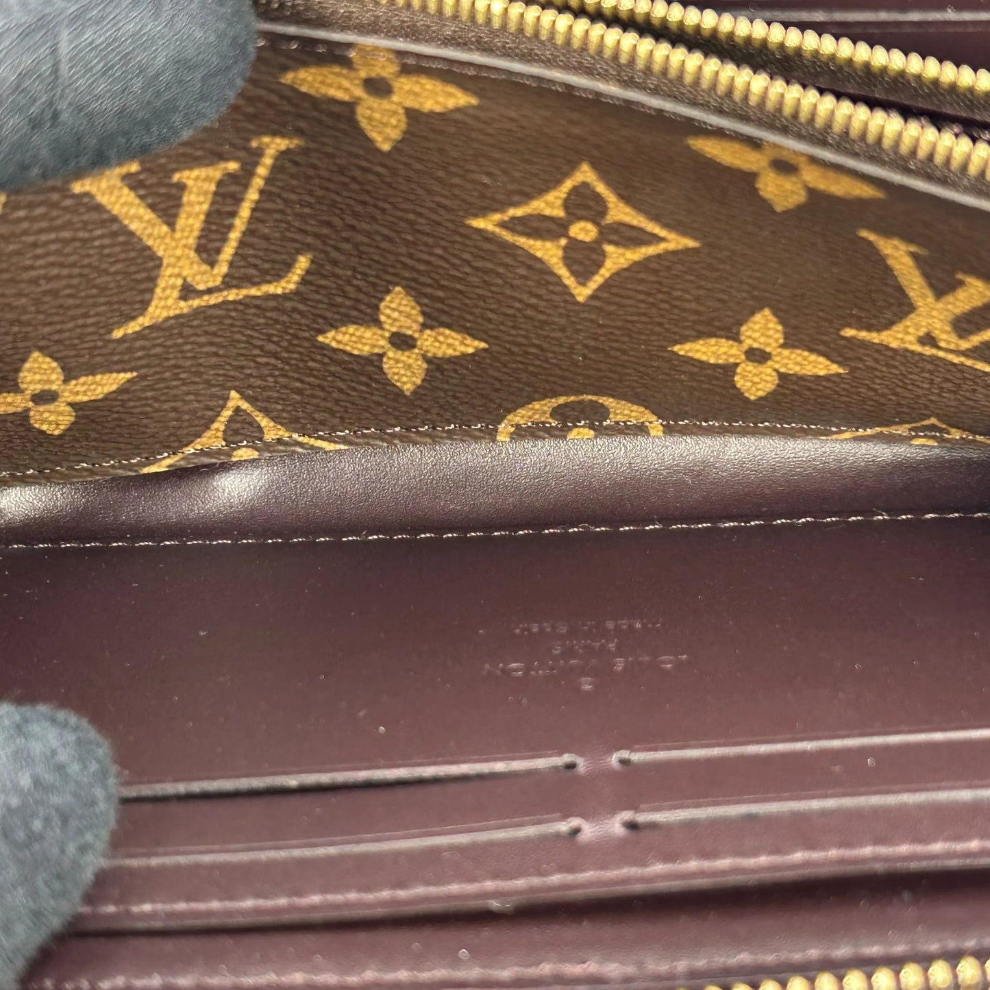 LOUIS VUITTON Portefeuille Miroir Bicolor Vernis Long Wallet - Darkbrown × Red